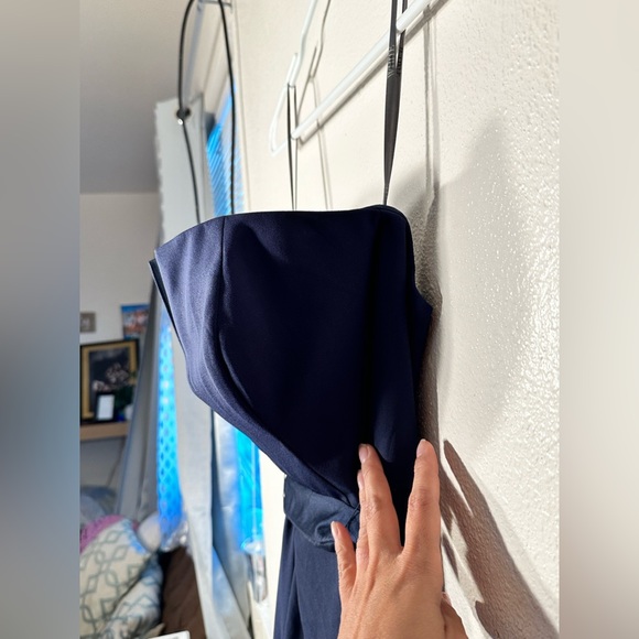 COPY - VERA WANG 'White' Bridesmaid Prom V-Wire Crepe Mermaid Dress midnightblu… - Picture 9 of 17